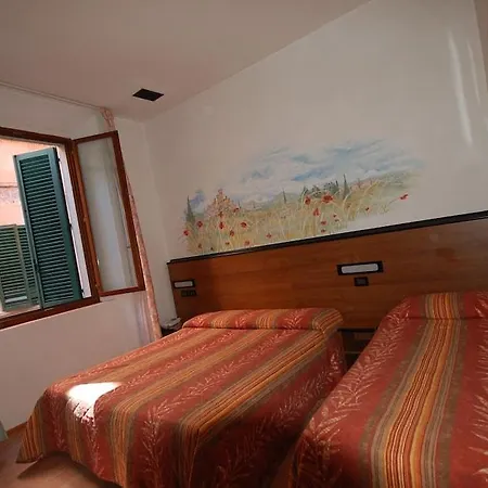 Leonardo Hotel 3*