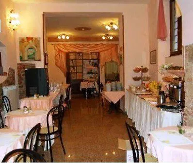 Hotell Leonardo 3*