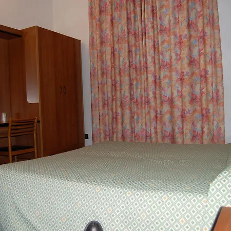 Leonardo 3* Pisa