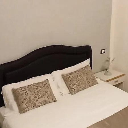 Leonardo Hotel