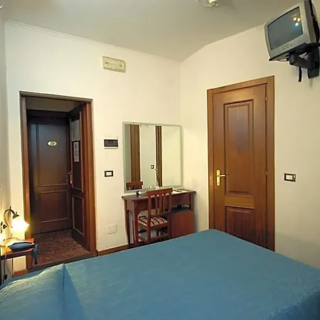 Leonardo 3* Pisa