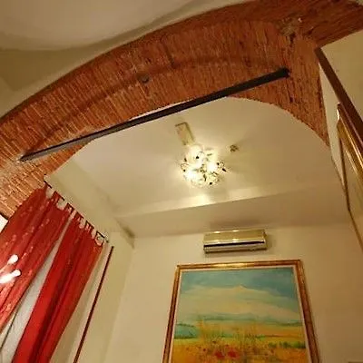 Hotel Leonardo