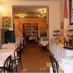 Hotel Leonardo 3*